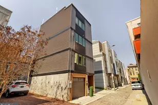 848 N Leithgow St, Philadelphia, PA 19123 - Photo 3