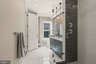 729 S 15th St, Philadelphia, PA 19146 - Photo 29