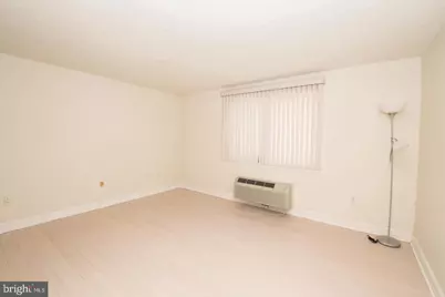 2201 Cherry Street #203, Philadelphia, PA 19103 - Photo 9