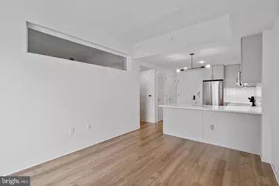 569 N 5th Street #921, Philadelphia, PA 19123 - Photo 9
