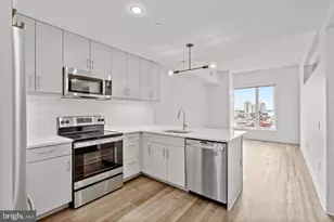 569 N 5th St, Philadelphia, PA 19123 - Photo 3