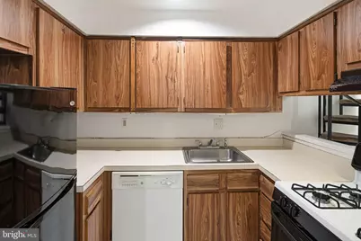 1137 Pine Street #UNIT 102, Philadelphia, PA 19107 - Photo 5