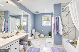 1443 Rhawn St, Philadelphia, PA 19111 - Photo 19
