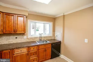 3545 Nottingham Ln, Philadelphia, PA 19114 - Photo 11