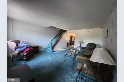 180 E Cheltenham Avenue, Philadelphia, PA 19120 - Photo 9