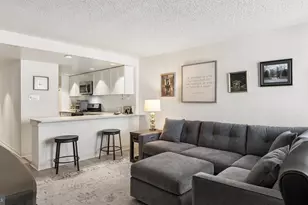 604 S Washington Square, Philadelphia, PA 19106 - Photo 1