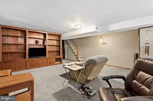 2047 Nester St, Philadelphia, PA 19115 - Photo 25
