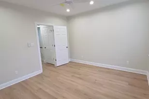 1727 Wharton St, Philadelphia, PA 19146 - Photo 13