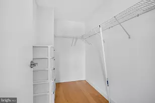 1034 Spruce St, Philadelphia, PA 19107 - Photo 15