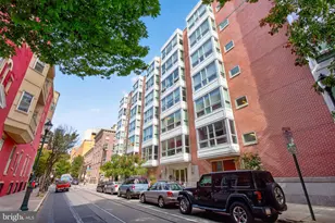1034 Spruce St, Philadelphia, PA 19107 - Photo 33