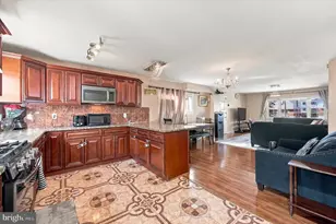 8949 Haven Pl, Philadelphia, PA 19152 - Photo 9
