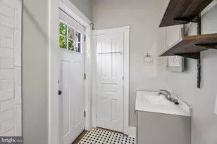 141 W Manheim St, Philadelphia, PA 19144 - Photo 13
