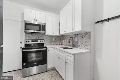 2431 W Seybert Street, Philadelphia, PA 19121 - Photo 11