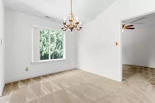 9200 Blue Grass Rd, Philadelphia, PA 19114 - Photo 5