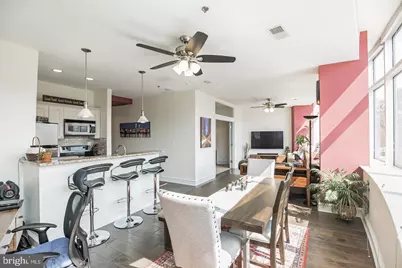 201 N 8th Street #405, Philadelphia, PA 19106 - Photo 9