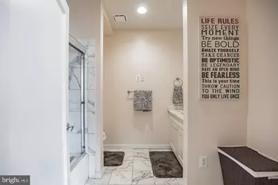 201 N 8th Street #405, Philadelphia, PA 19106 - Photo 21