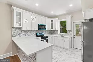 4527 N Camac St, Philadelphia, PA 19140 - Photo 3