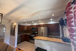 1635 Meribrook Rd, Philadelphia, PA 19151 - Photo 9