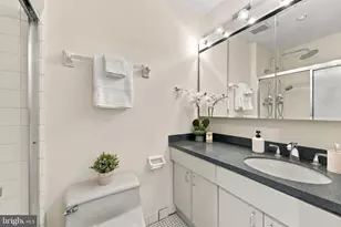 223 N 23rd St, Philadelphia, PA 19103 - Photo 17