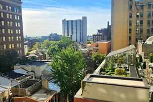 1326 Spruce St, Philadelphia, PA 19107 - Photo 25