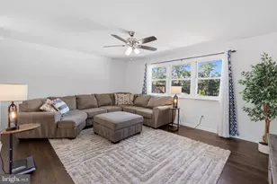 3515 Nottingham Ln, Philadelphia, PA 19114 - Photo 9