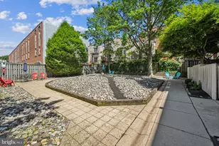 870 N 28th St, Philadelphia, PA 19130 - Photo 27