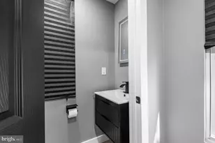 2537 N 26th St, Philadelphia, PA 19132 - Photo 9