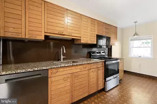 3883 Manor St, Philadelphia, PA 19128 - Photo 5