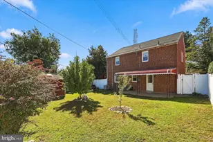 8427 Pembrook Rd, Philadelphia, PA 19128 - Photo 35