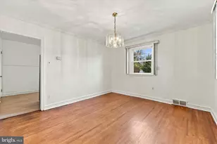 8427 Pembrook Rd, Philadelphia, PA 19128 - Photo 7