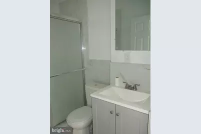 743 W Russell Street, Philadelphia, PA 19140 - Photo 9