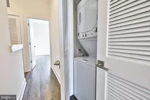 1709 S 4th St, Philadelphia, PA 19148 - Photo 7