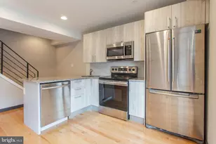 2541 Montrose St, Philadelphia, PA 19146 - Photo 5