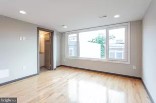 2541 Montrose St, Philadelphia, PA 19146 - Photo 7