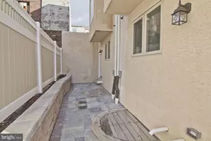 1142 N Hope St, Philadelphia, PA 19123 - Photo 9