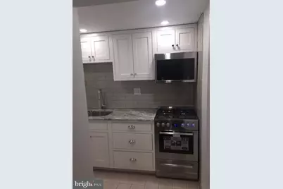 235 S 21st Street S #GF, Philadelphia, PA 19103 - Photo 3