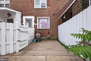 1362 Pennington Rd, Philadelphia, PA 19151 - Photo 5