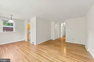 634 Green Ln, Philadelphia, PA 19128 - Photo 15