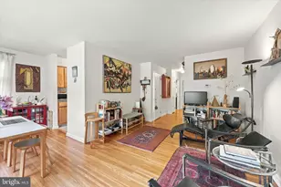 634 Green Ln, Philadelphia, PA 19128 - Photo 5