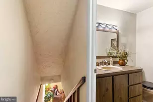 2648 Maxwell St, Philadelphia, PA 19152 - Photo 27
