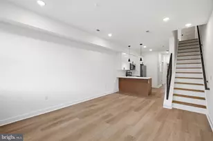 731 W Huntingdon St, Philadelphia, PA 19133 - Photo 9