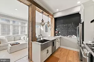 853 N 15th St, Philadelphia, PA 19130 - Photo 11