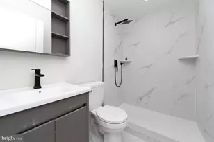 448 E Girard Ave, Philadelphia, PA 19125 - Photo 15