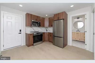 448 E Girard Avenue, Philadelphia, PA 19125 - Photo 11