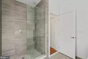 927 N Front St, Philadelphia, PA 19123 - Photo 25