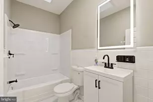 6618 Haddington Ln, Philadelphia, PA 19151 - Photo 11