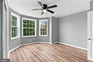 2547 Bonaffon St, Philadelphia, PA 19142 - Photo 19