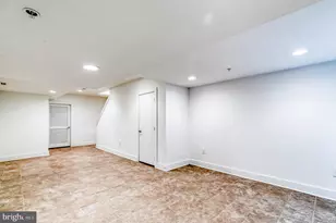 919 N 5th St, Philadelphia, PA 19123 - Photo 5
