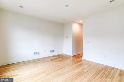 919 N 5th Street #7, Philadelphia, PA 19123 - Photo 17
