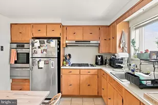 1931 S Iseminger St, Philadelphia, PA 19148 - Photo 13